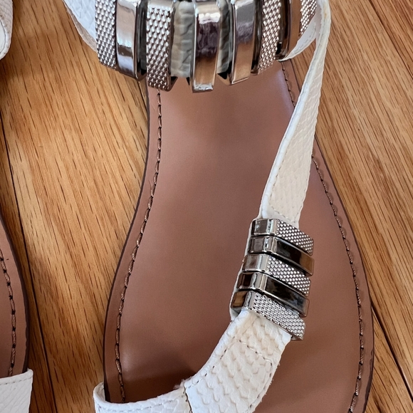 🥳HP!!NIB!! Bar III Verna Sandals - Picture 8 of 8